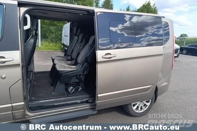 Ford Tourneo Custom 迷你巴士