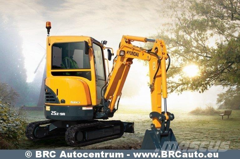 Hyundai R25Z-9AK 小型挖掘机