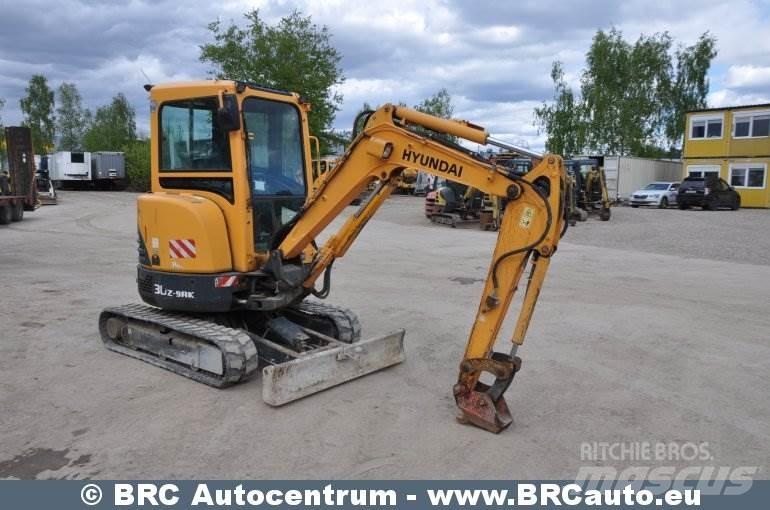 Hyundai R30Z-9AK 小型挖掘机