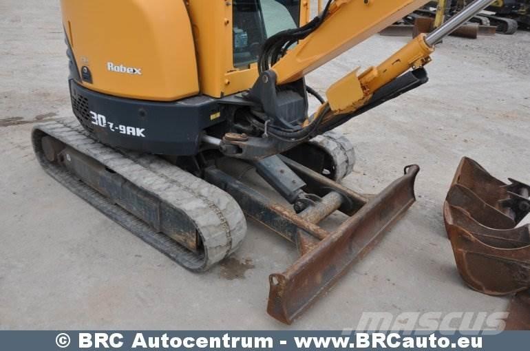 Hyundai R30Z-9AK 小型挖掘机