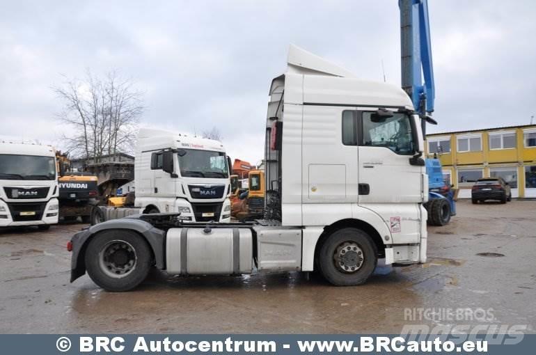 MAN TGX 牵引车
