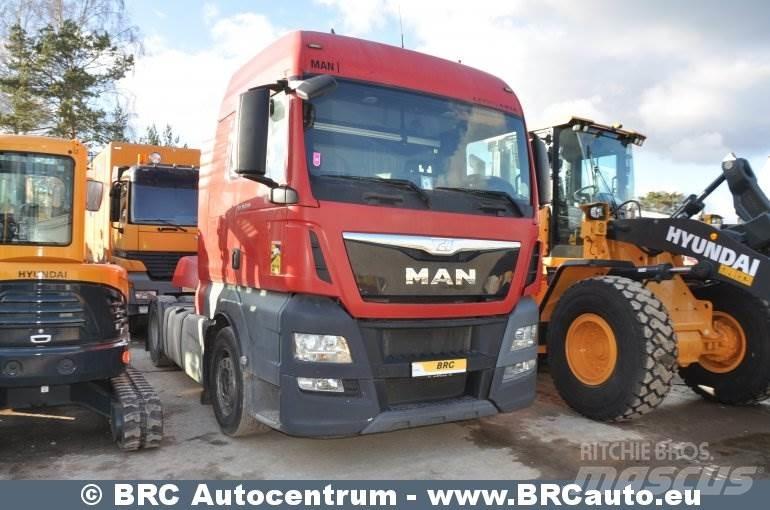MAN TGX 牵引车