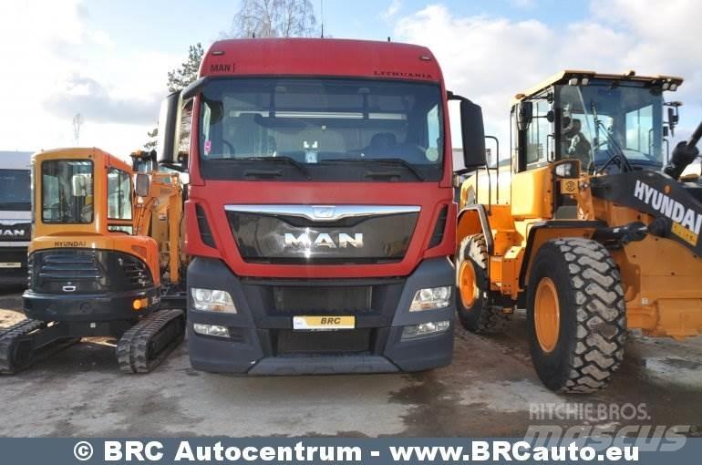 MAN TGX 牵引车
