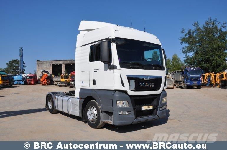 MAN TGX 牵引车