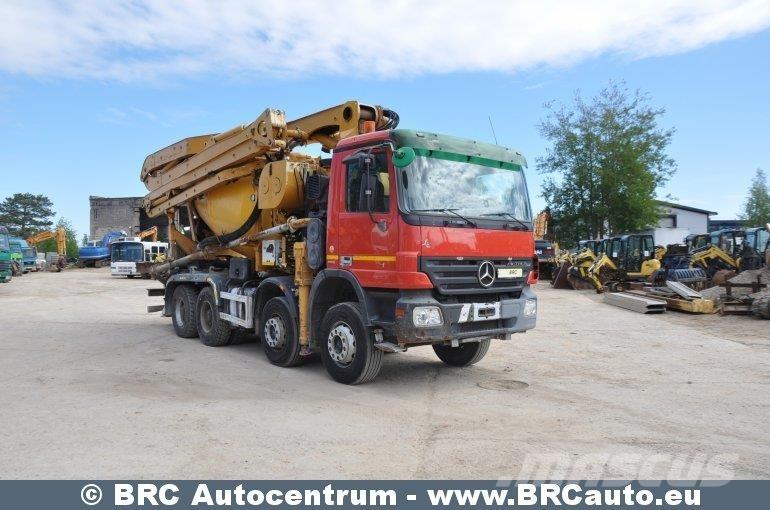 Mercedes-Benz 4144 混凝土搅拌车