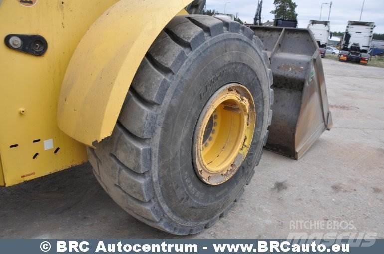 New Holland W270B 轮式装载机