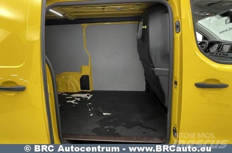 Opel Vivaro 商务面包车