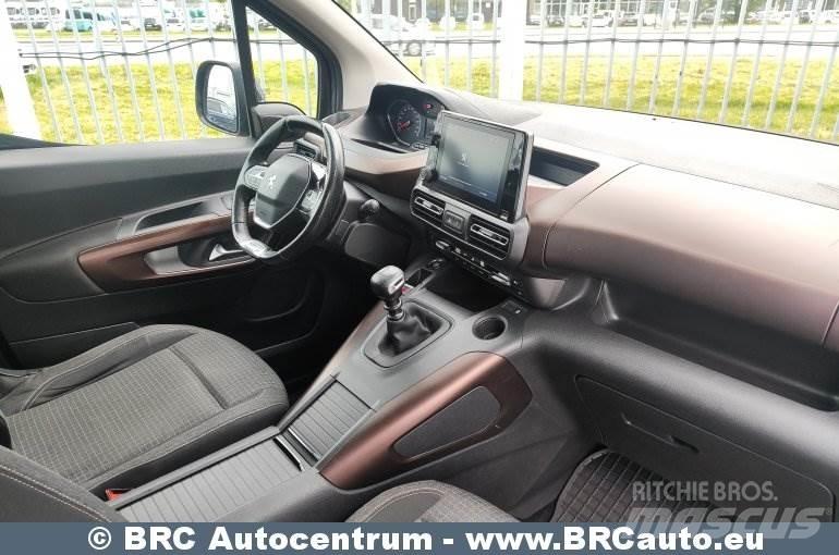 Peugeot Rifter 迷你巴士