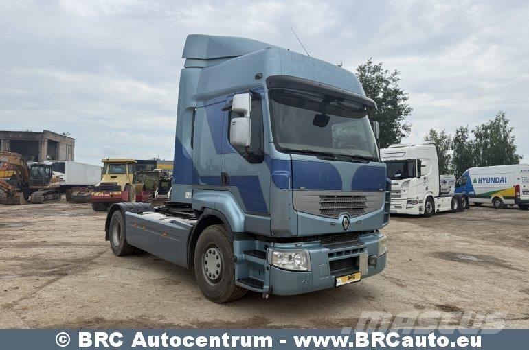 Renault Premium 牵引车