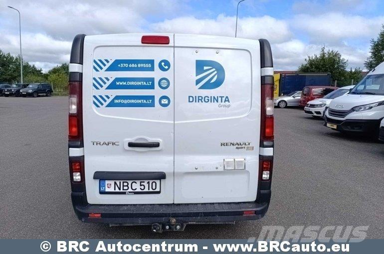 Renault Trafic 商务面包车
