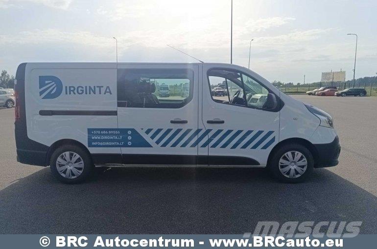 Renault Trafic 迷你巴士