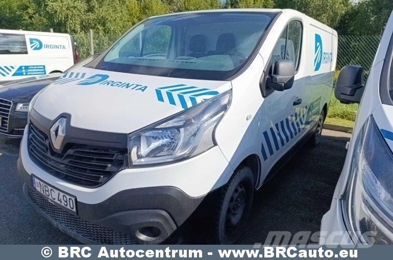 Renault Trafic 商务面包车