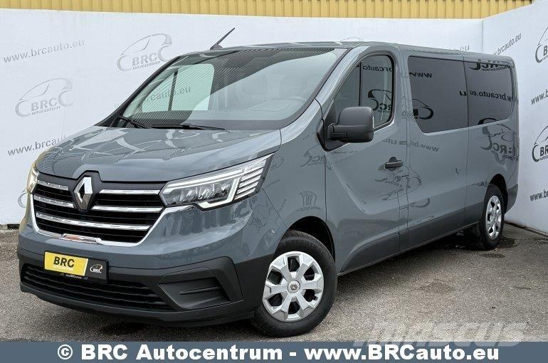 Renault Trafic 迷你巴士