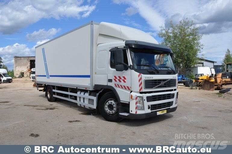 Volvo FM9 厢式货车
