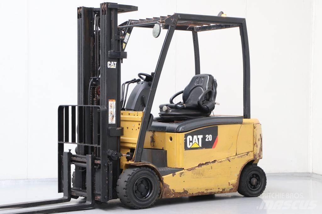 CAT EP20PN 电动叉车