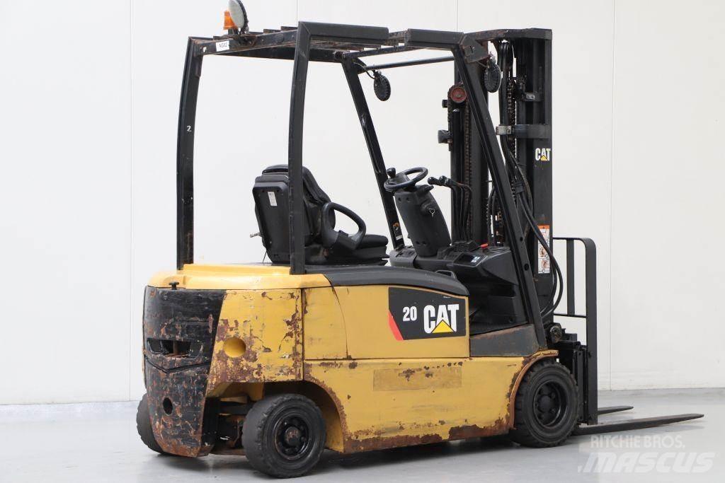 CAT EP20PN 电动叉车