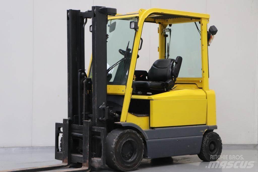 Hyster J3.00XM 电动叉车
