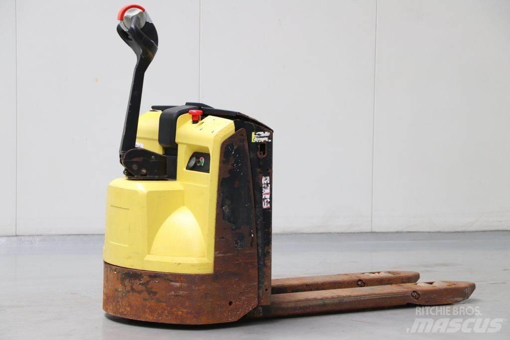 Hyster P1.8 手摇升降机