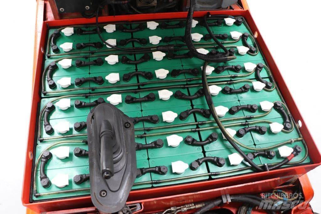 Linde E25S/03 电动叉车