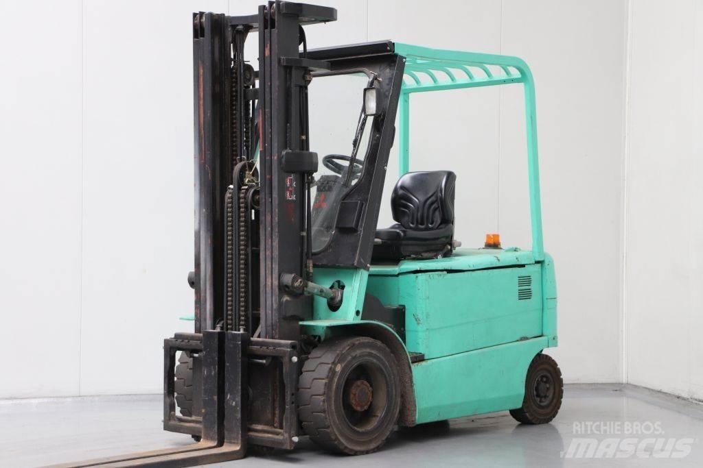 Mitsubishi FB30K 电动叉车