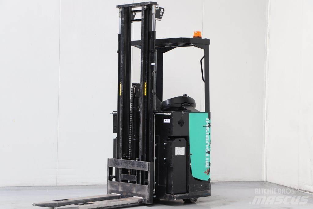 Mitsubishi SBS15N 行走式堆垛机