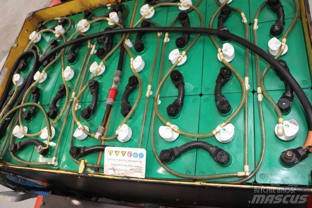 Nichiyu FB25P 电动叉车