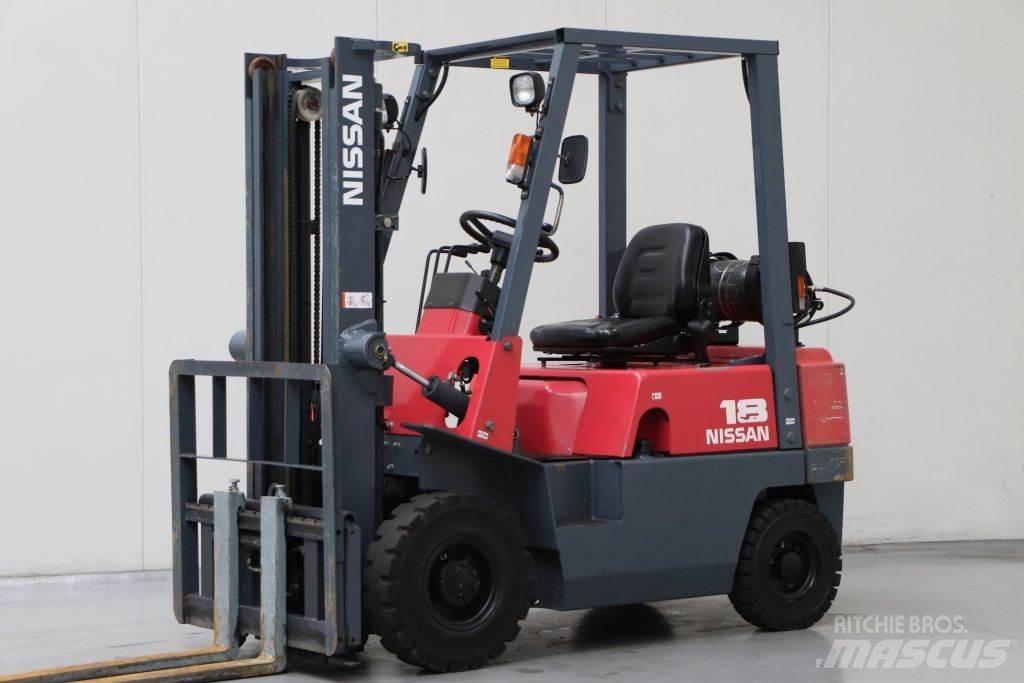 Nissan J01A18 天然气叉车