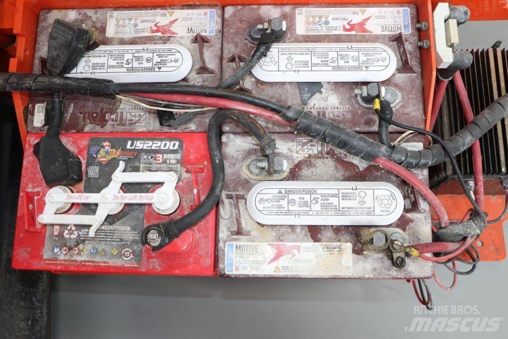 Snorkel S2646E 剪叉式升降机