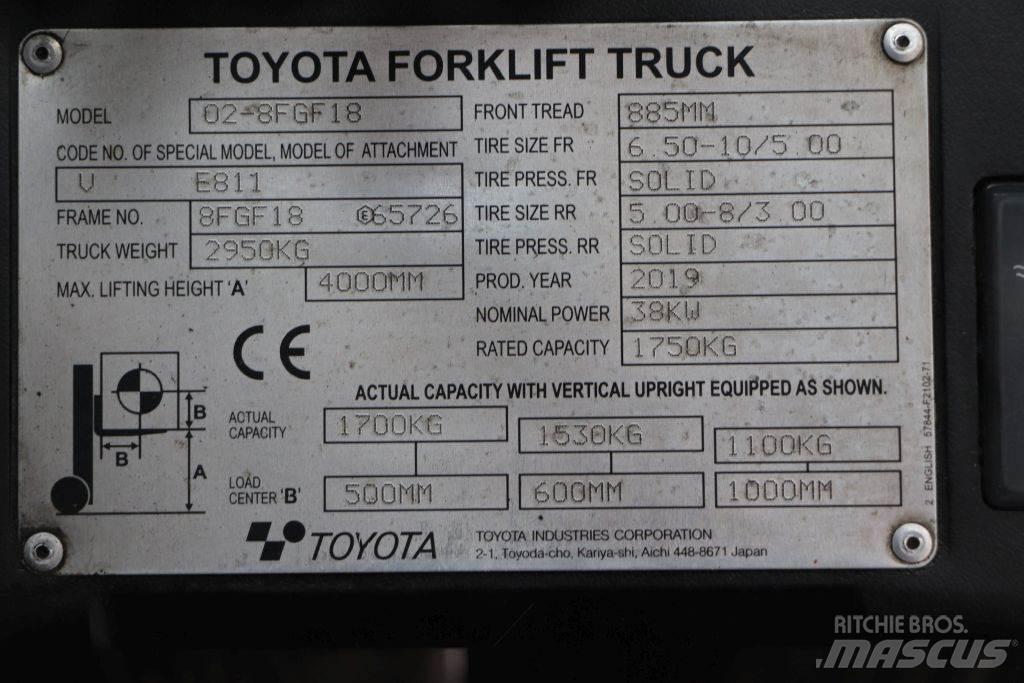 Toyota 02-8FGF18 天然气叉车