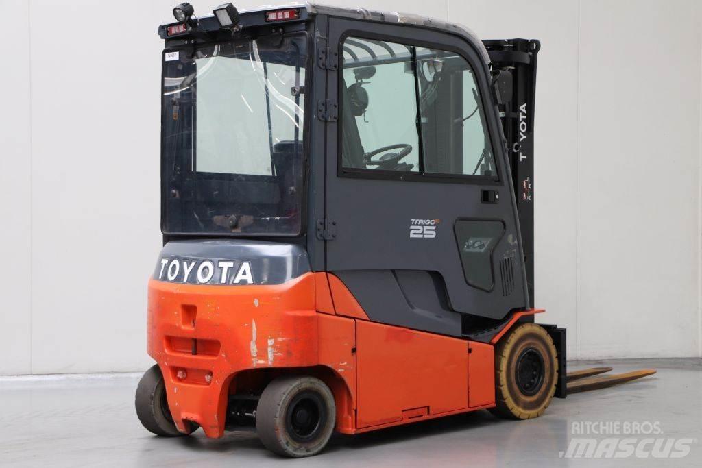 Toyota 8FBMT25 电动叉车