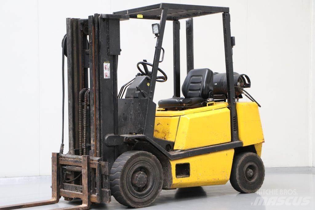 Yale GLP25 天然气叉车