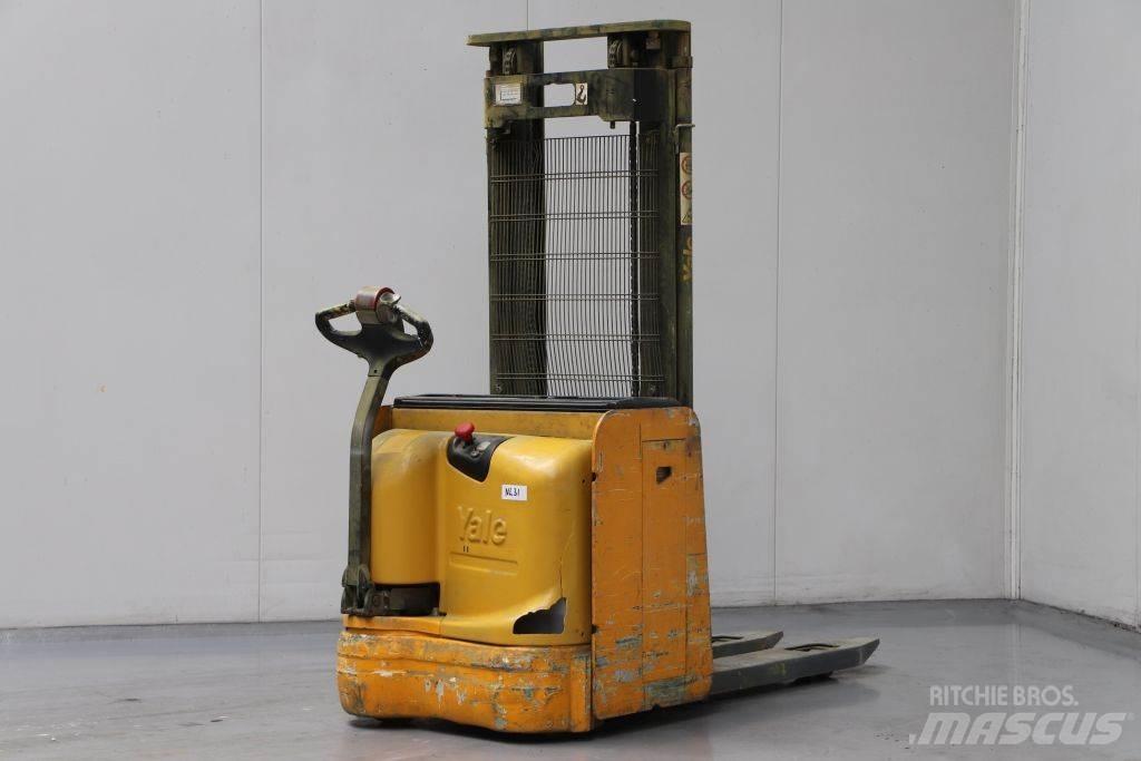 Yale MS16 手推堆垛车