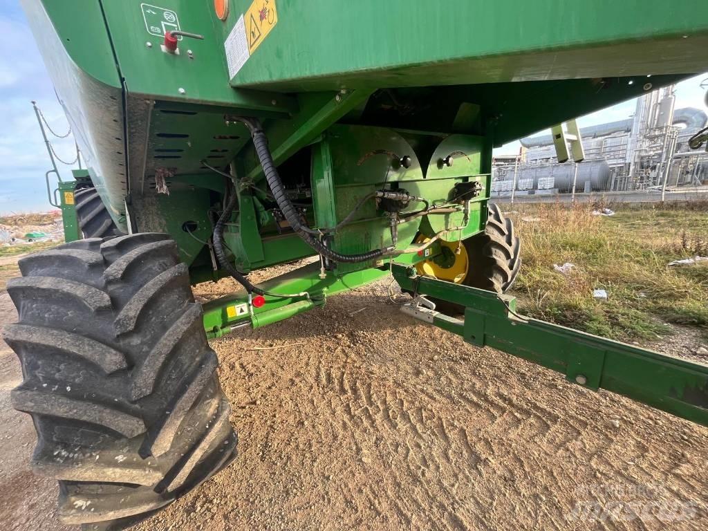 John Deere W 440 PTC 联合收割机