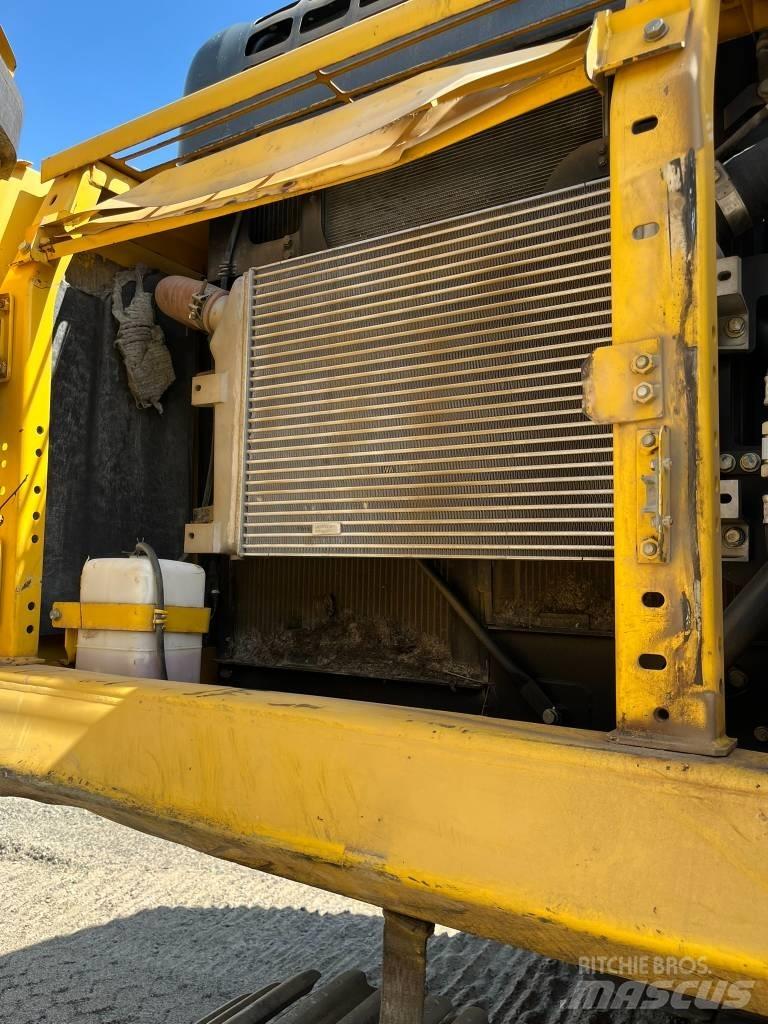 Komatsu PC 390 LC-10 履带挖掘机
