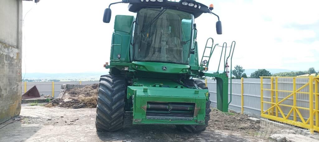 John Deere W 540 联合收割机