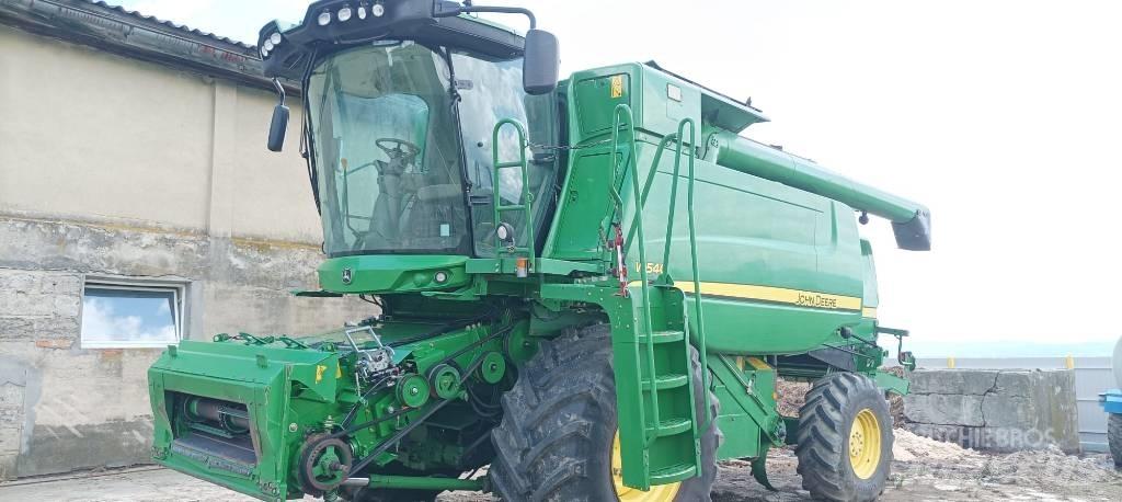 John Deere W 540 联合收割机