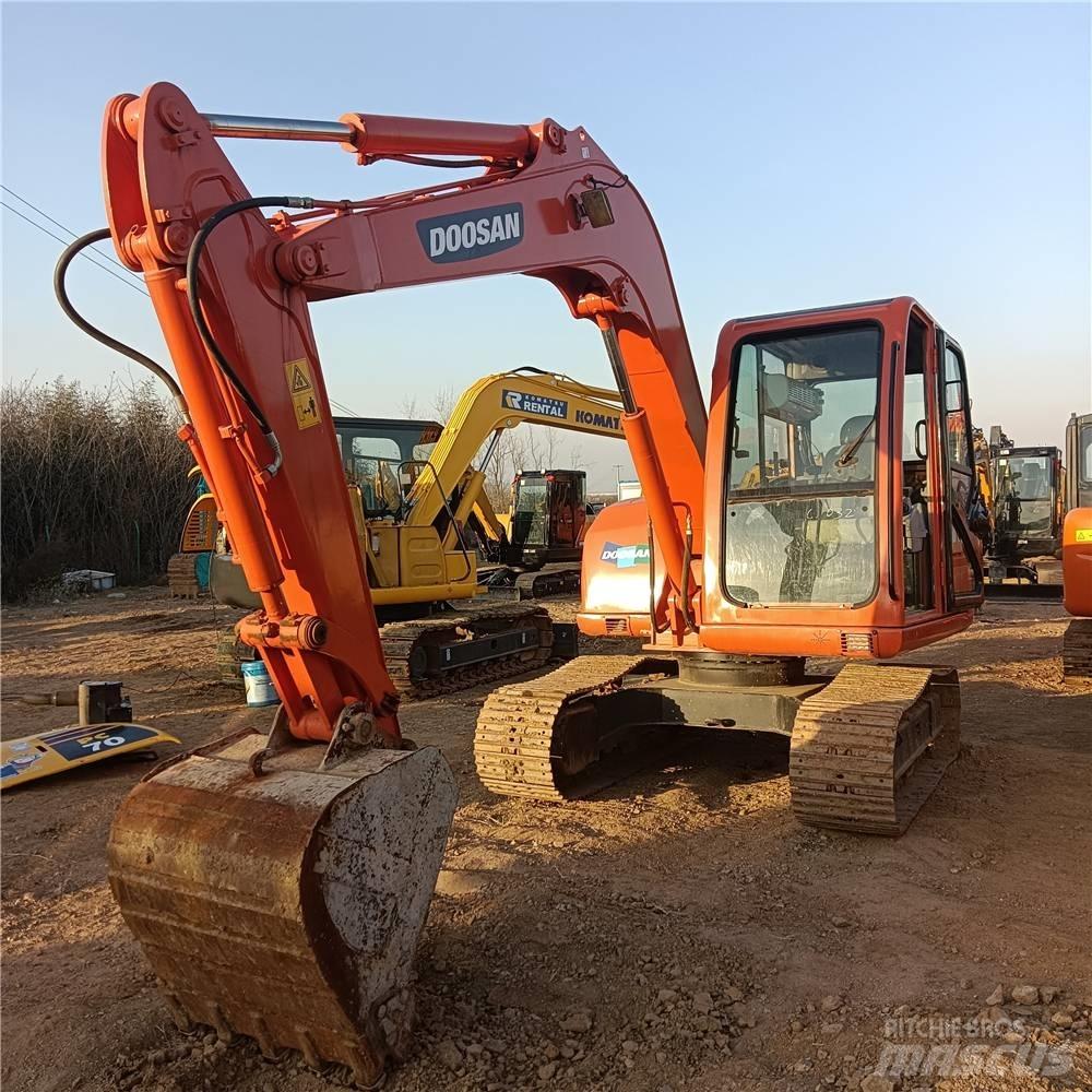 Doosan DH 70 履带挖掘机