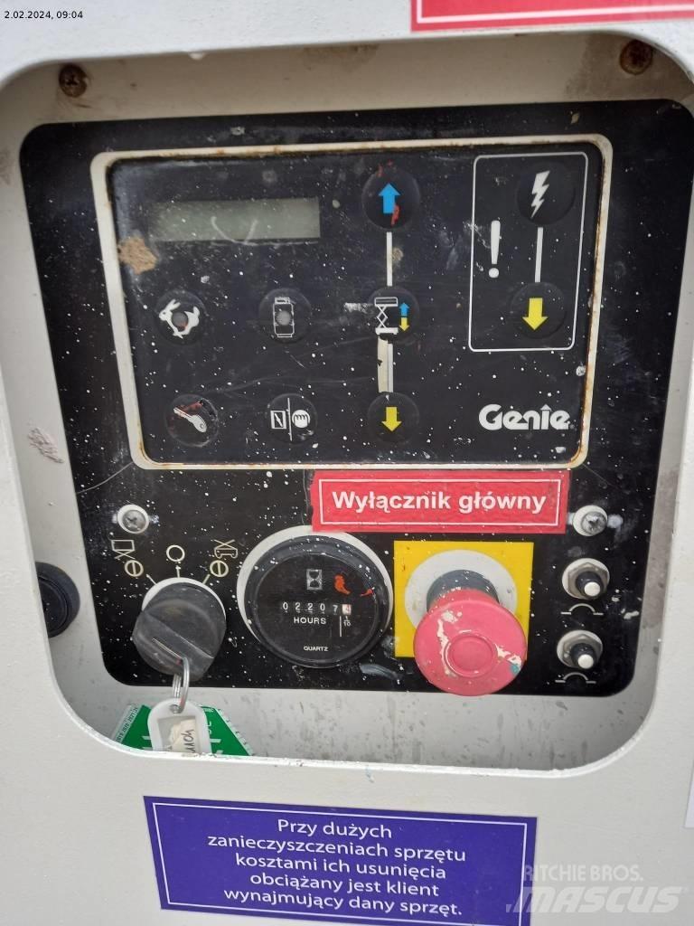 Genie GS 3369 RT 剪叉式升降机