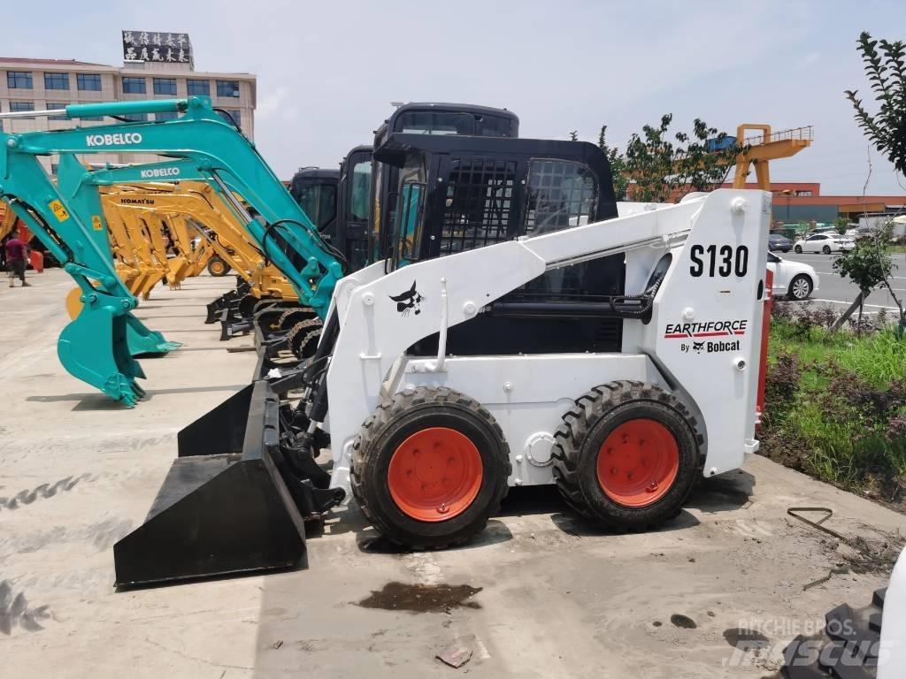 Bobcat S 130 滑移装载机