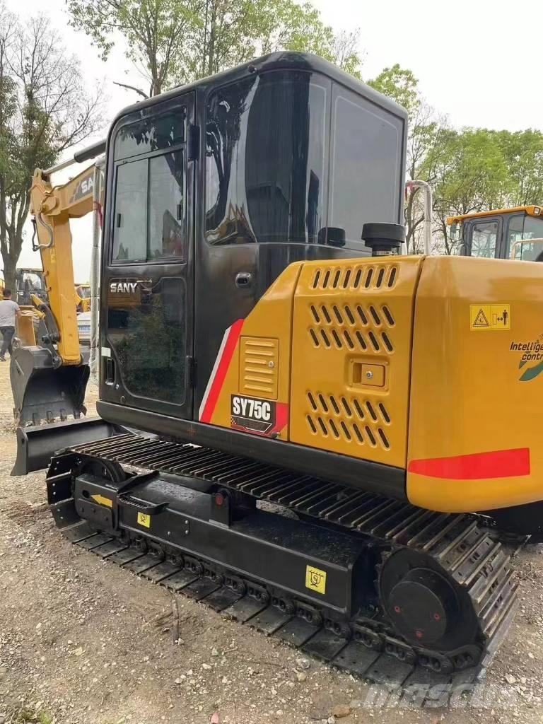 Sany SY75C 中型挖掘机