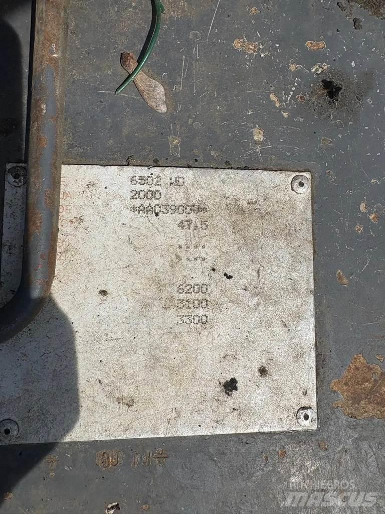 Neuson 6502WD 轮式挖掘机