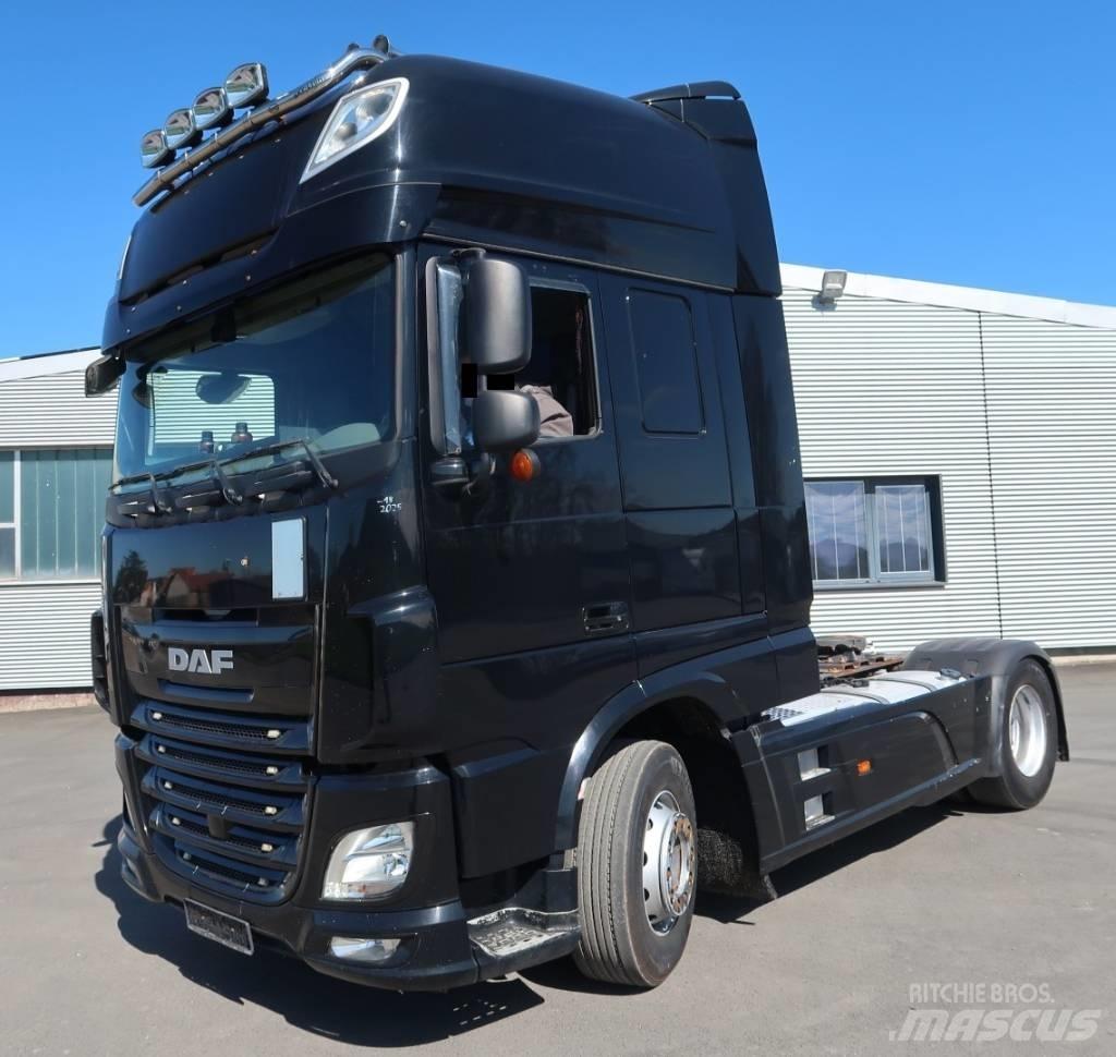 DAF 106 XF 460 FT 牵引车