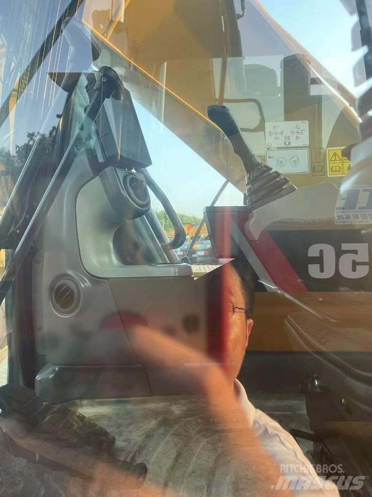 CAT 320 gx 履带挖掘机