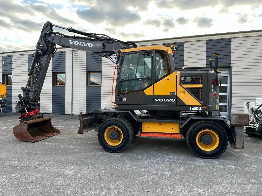 Volvo EWR 150 E 轮式挖掘机