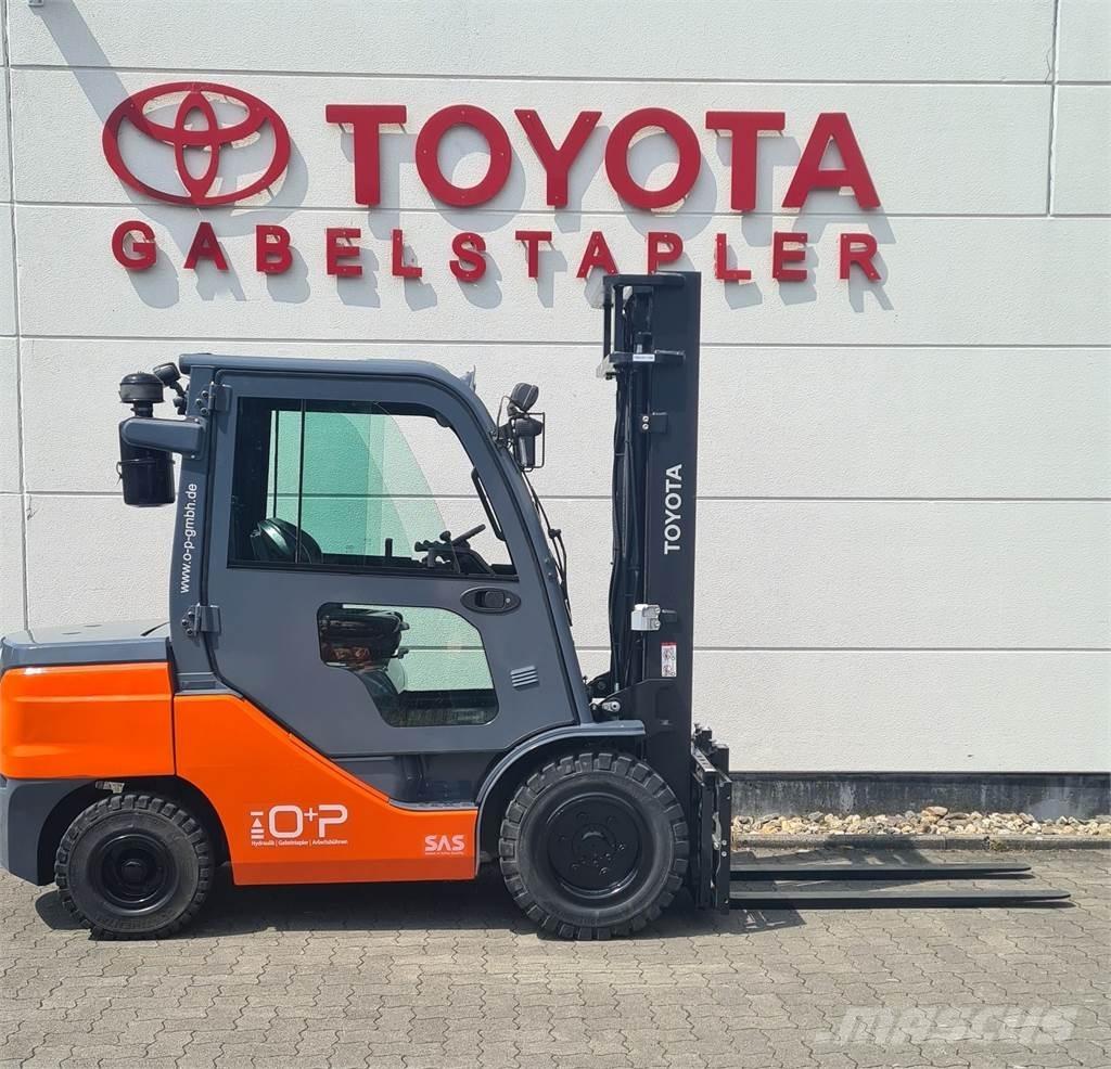 Toyota 52-8FDJF35 柴油叉车