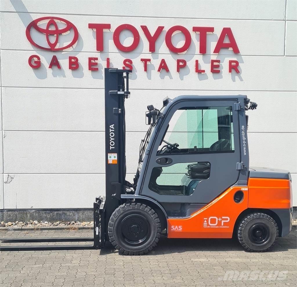 Toyota 52-8FDJF35 柴油叉车