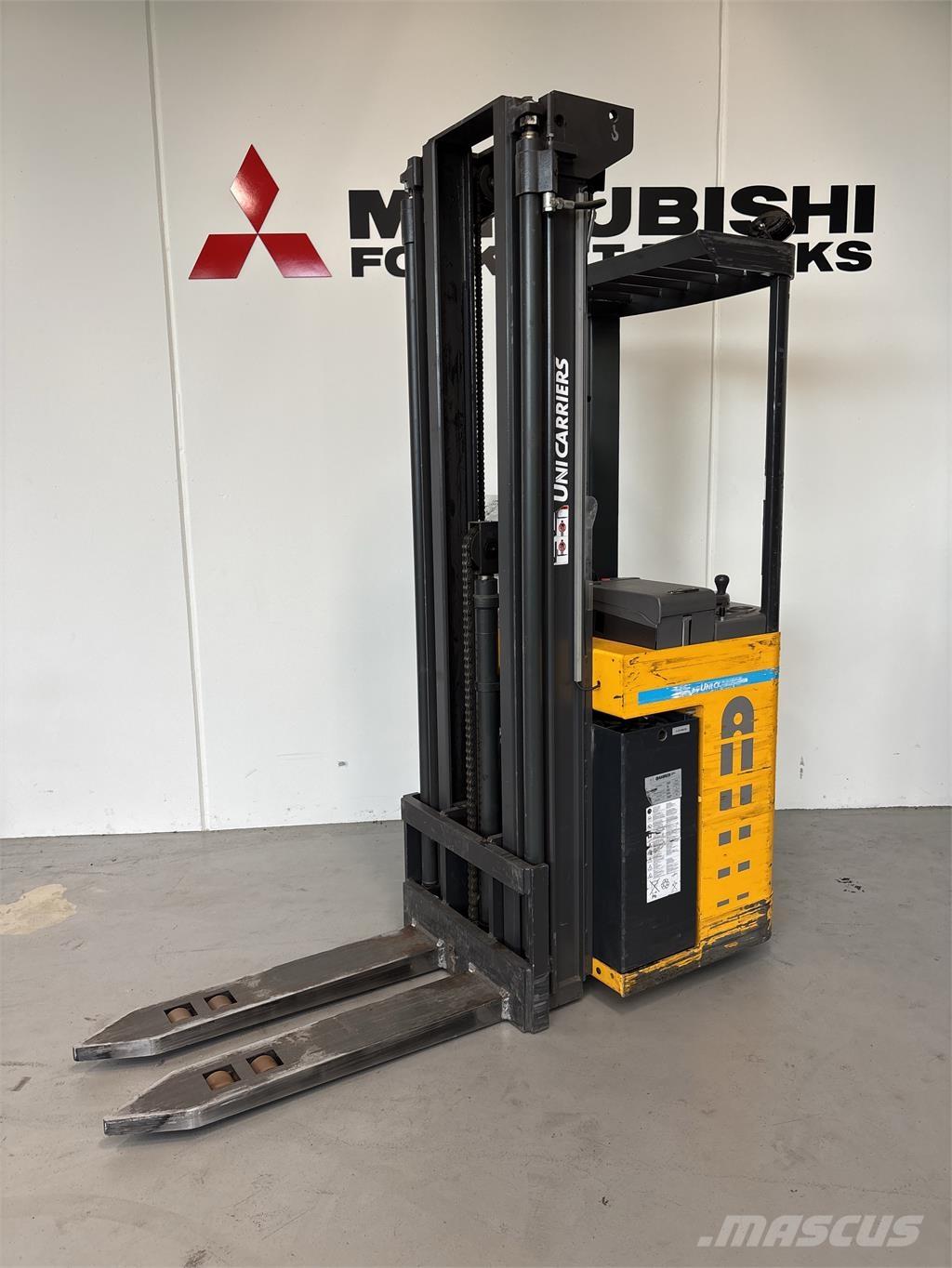 Atlet ASN200 行走式堆垛机