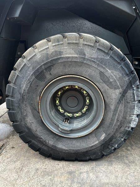 Liebherr L 566 轮式装载机