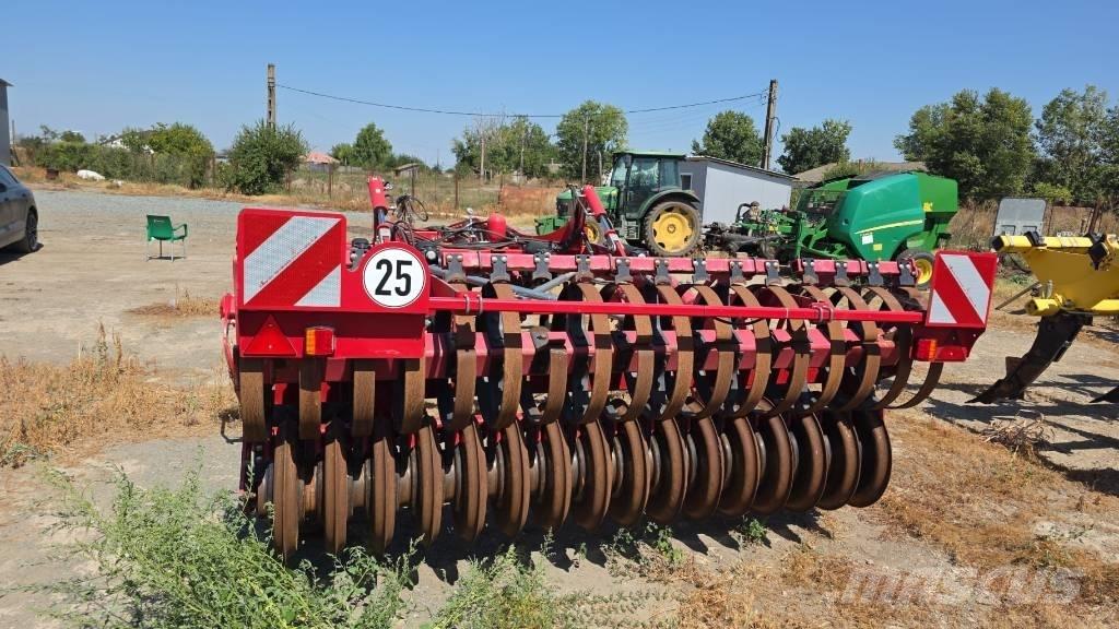 Horsch Tiger 3 MT 手扶中耕机