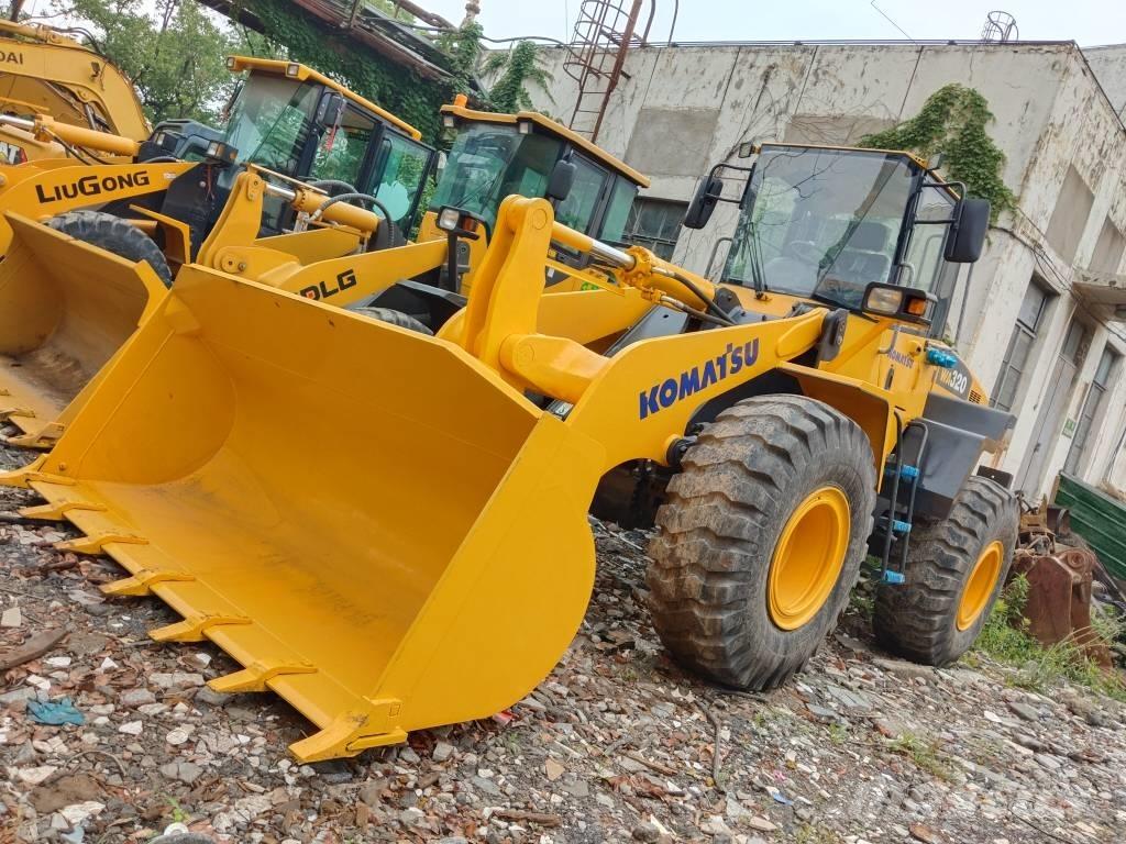 Komatsu WA 320-5 轮式装载机
